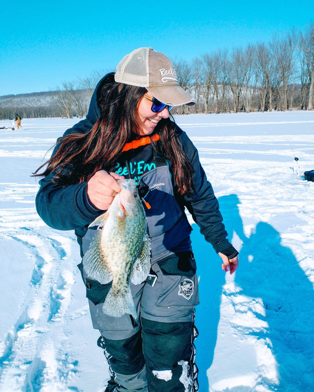 Heavy Weight Hooded Sweatshirt - Black - Reel 'Em Angling Co.